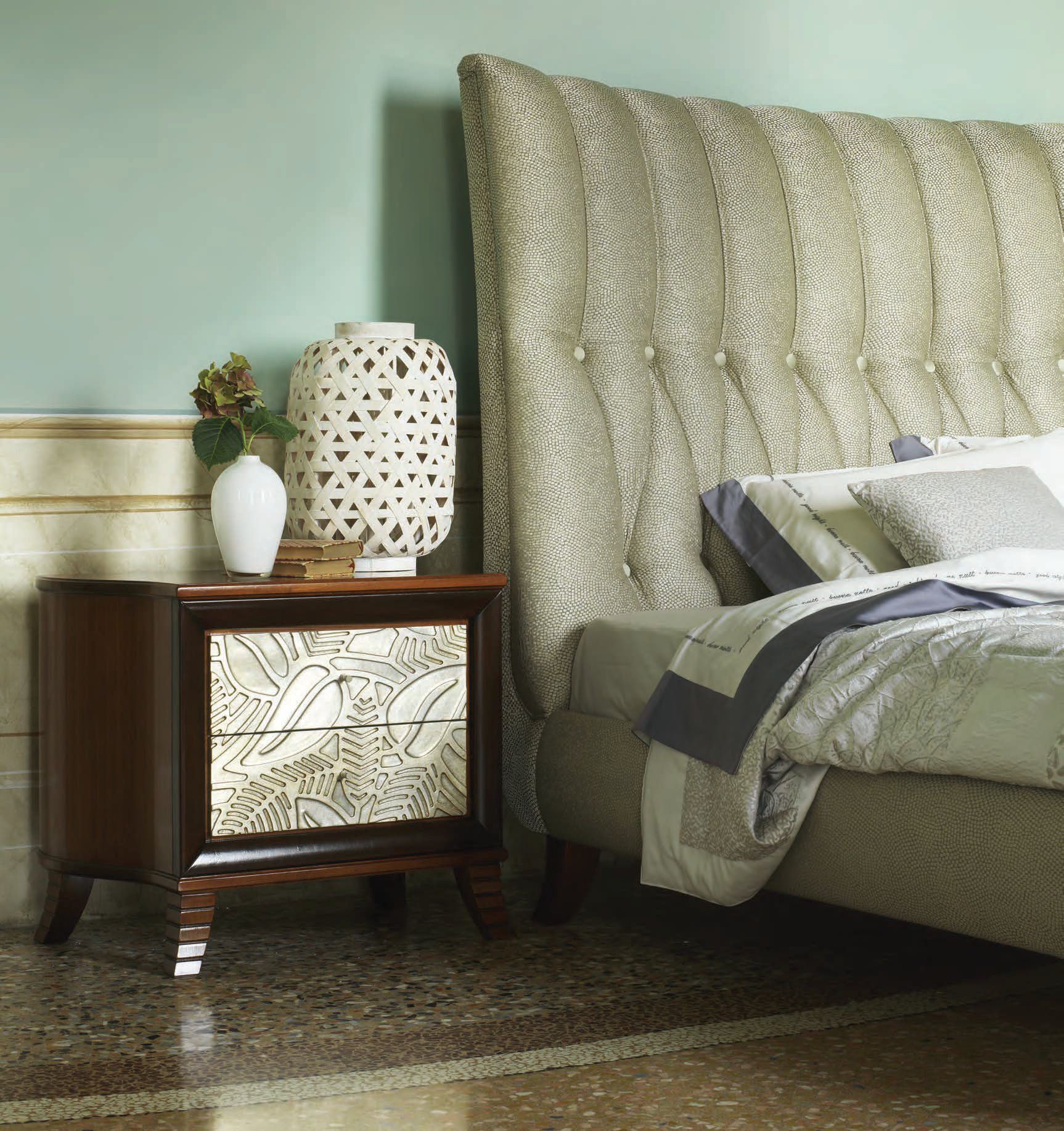 Двуспальная кровать из ткани с мягким изголовьем Cantiero GRAND ÉTOILE ARCH-00038074 - Вид №2