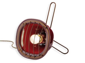 Железная настольная лампа