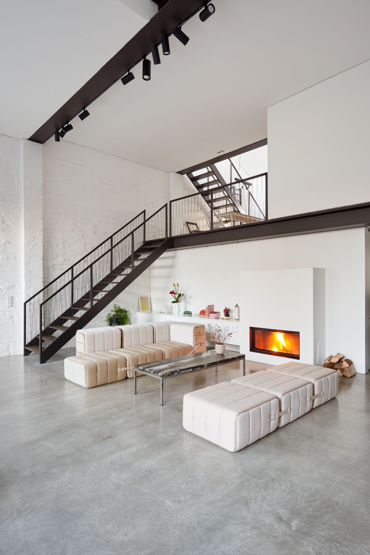 Модульный тканевый диван AMBIVALENZ Curt ARCH-00133274 - Вид №81