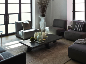 Прямоугольный журнальный столик