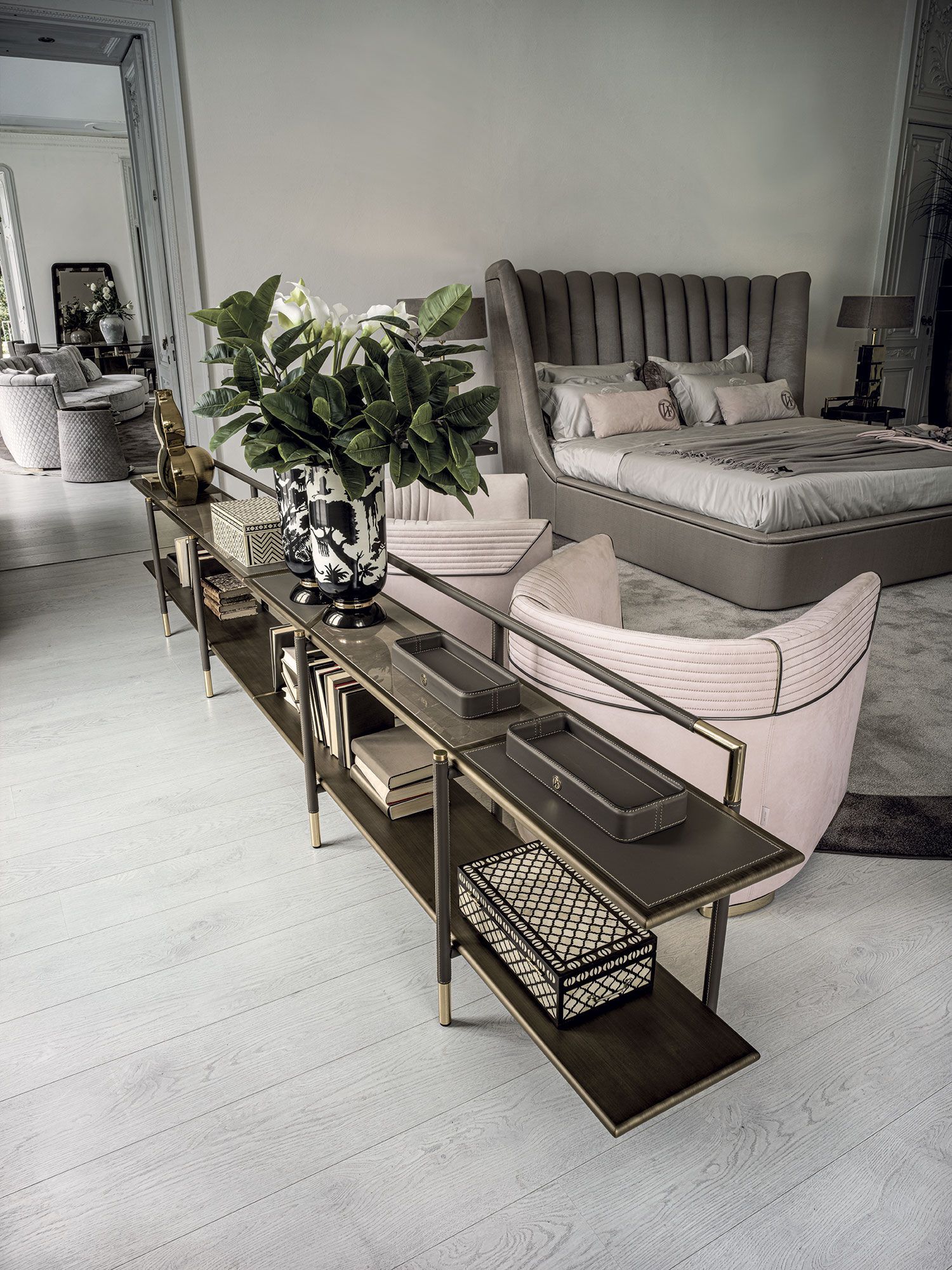 Металлическая и деревянная консоль Vittoria Frigerio Вестник ARCH-00067034 - Вид №1