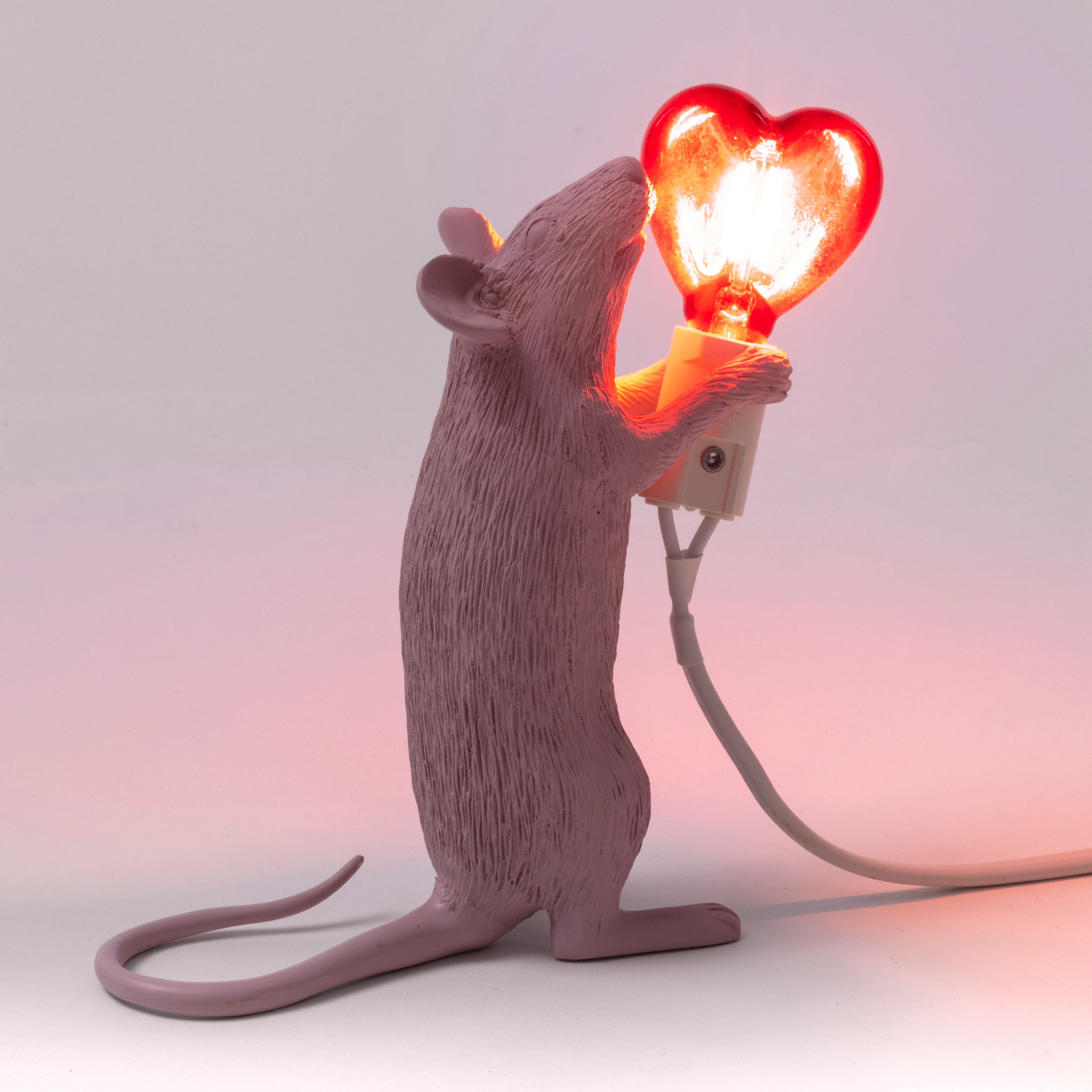 Светодиодная настольная лампа из смолы Seletti MOUSE LAMP LOVE EDITION ARCH-00035148 - Вид №7