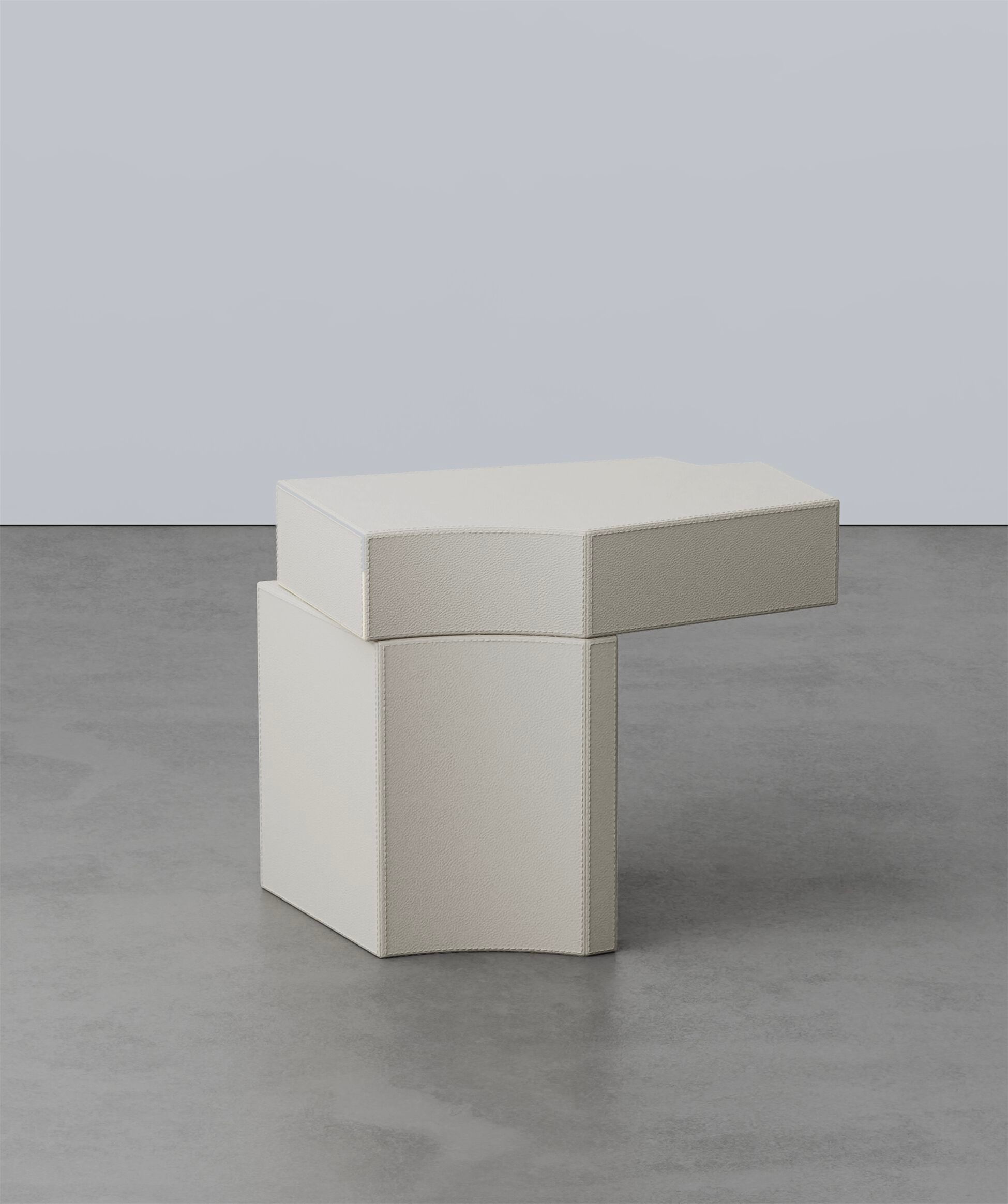 Кожаный низкий журнальный столик Secolo HIRI ARCH-00037182 - Вид №2