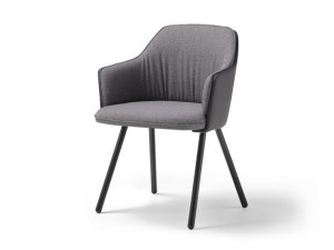 Мягкий тканевый стул с подлокотниками