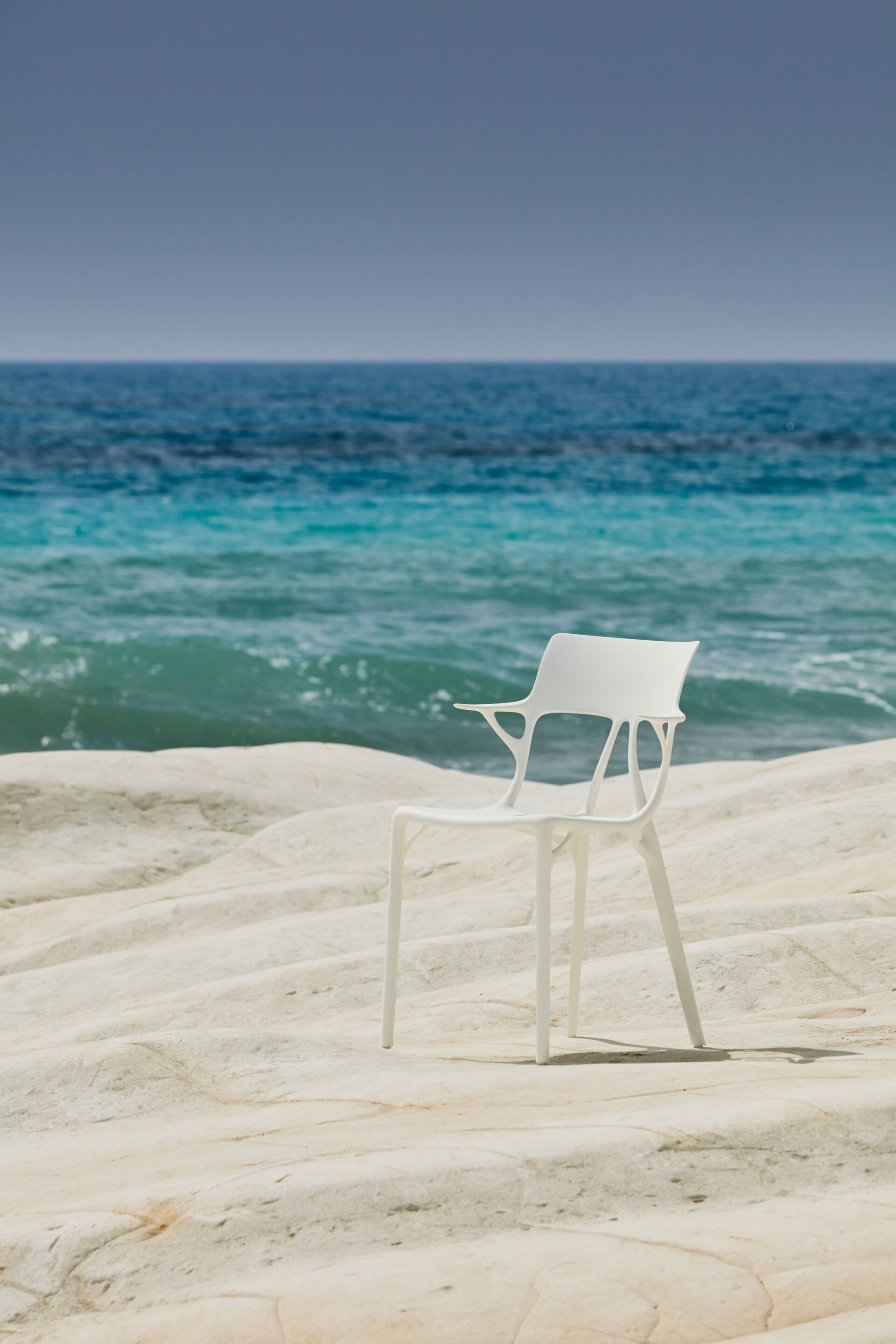 Стул из переработанного инженерного пластика с подлокотниками Kartell A. I ARCH-00030054 - Вид №4