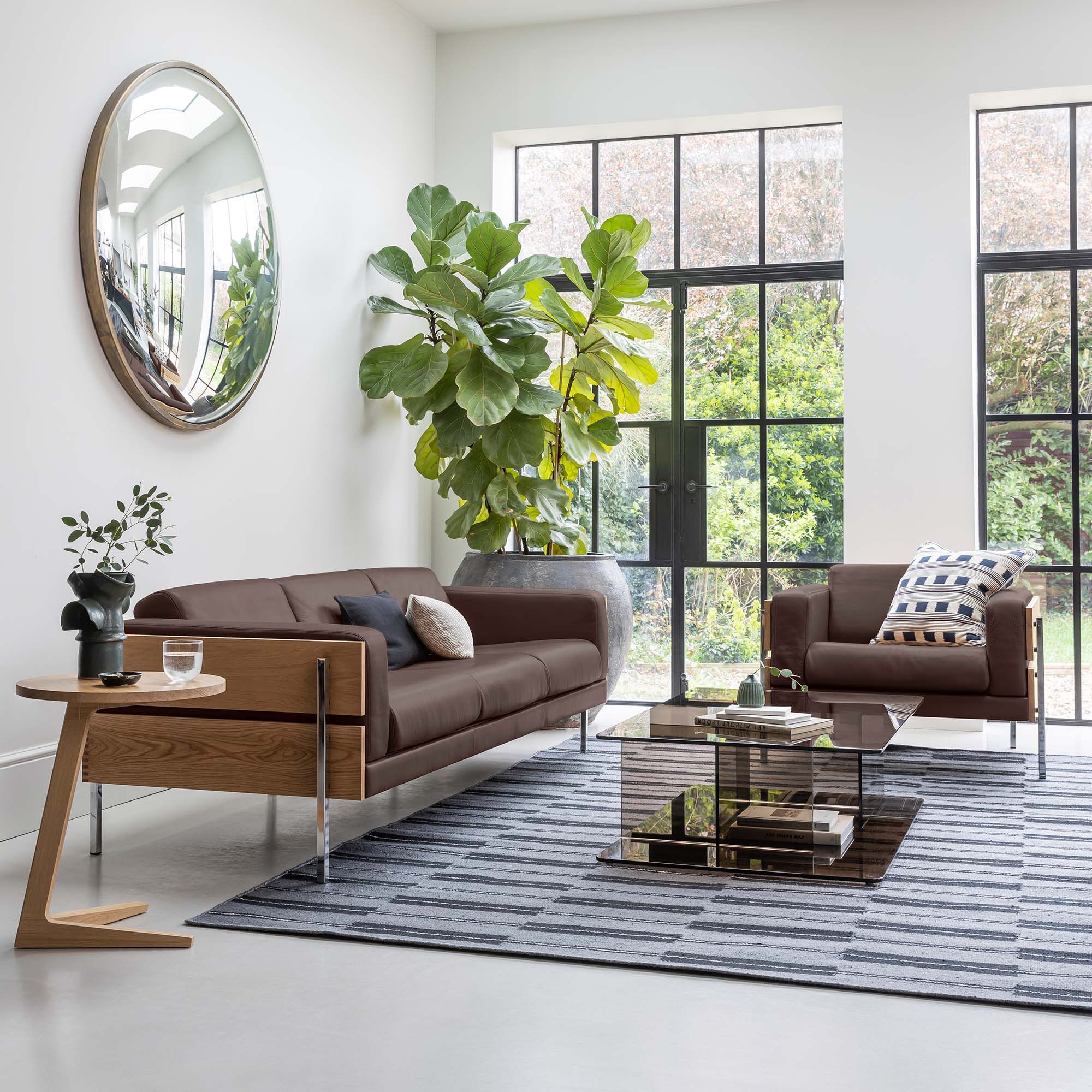 Кожаное кресло с подлокотниками Case форум ARCH-00070361 - Вид №1