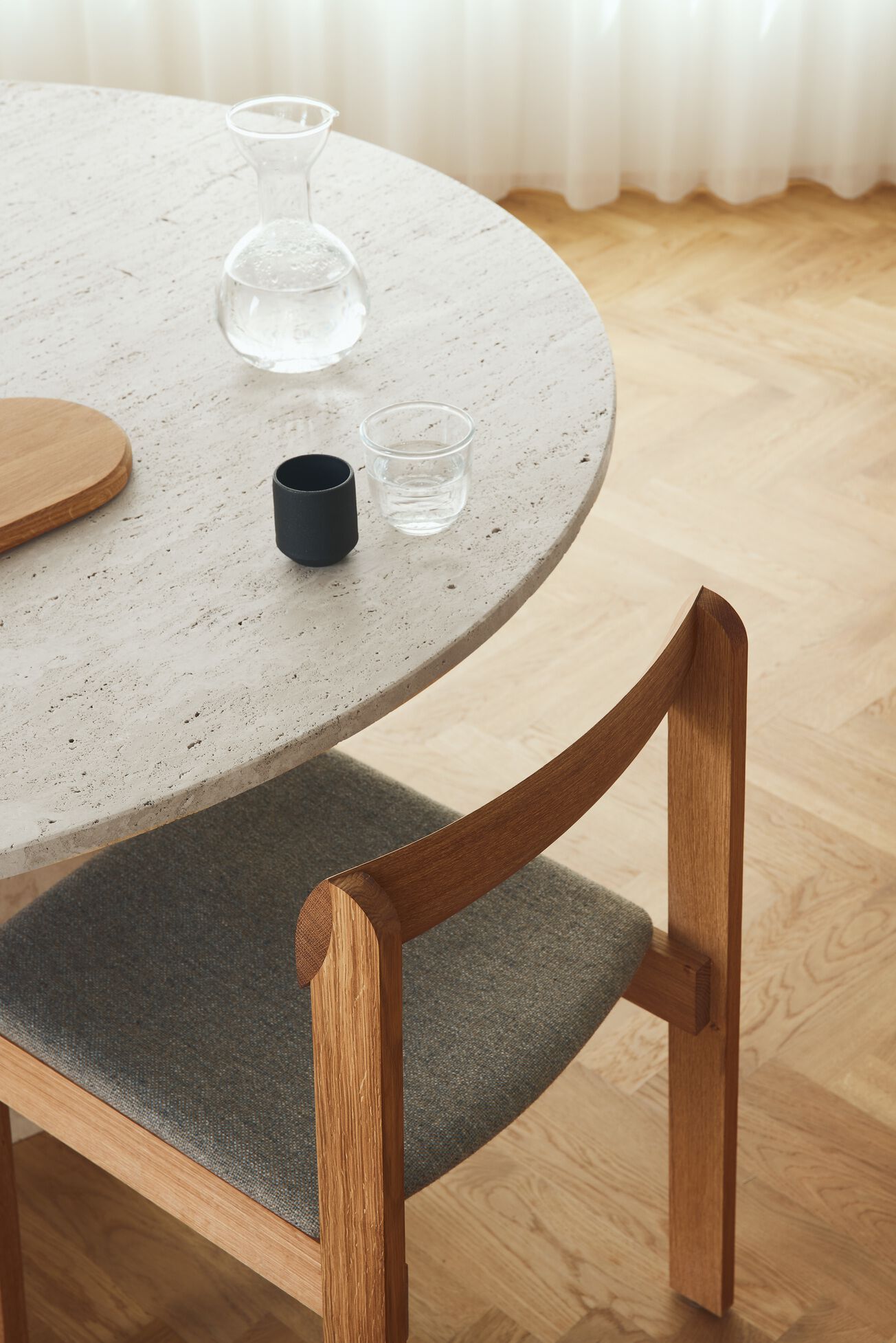 Графин из дутого стекла Form & Refine Pinho ARCH-00064640 - Вид №2