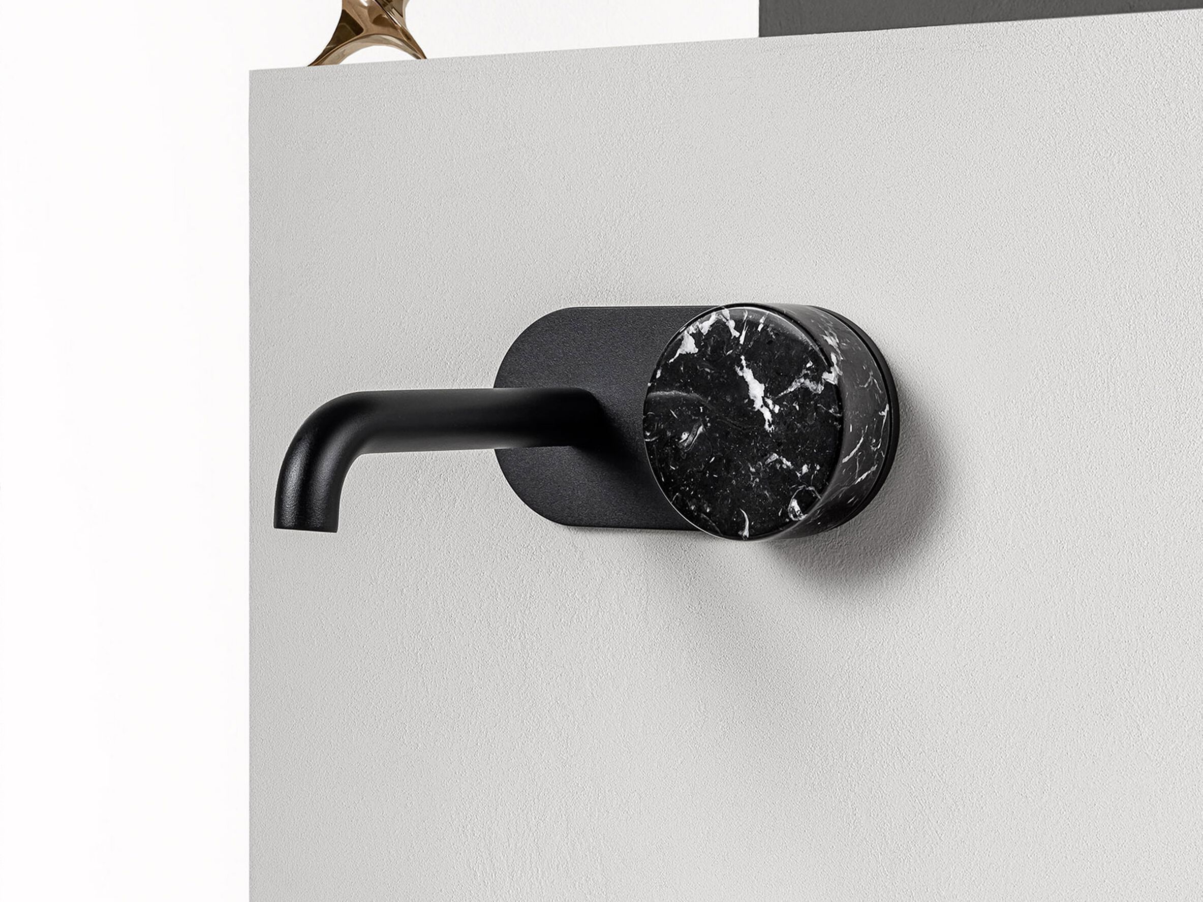 Смеситель для раковины с 2 отверстиями QD Magistro Lab Eternal ARCH-00036768