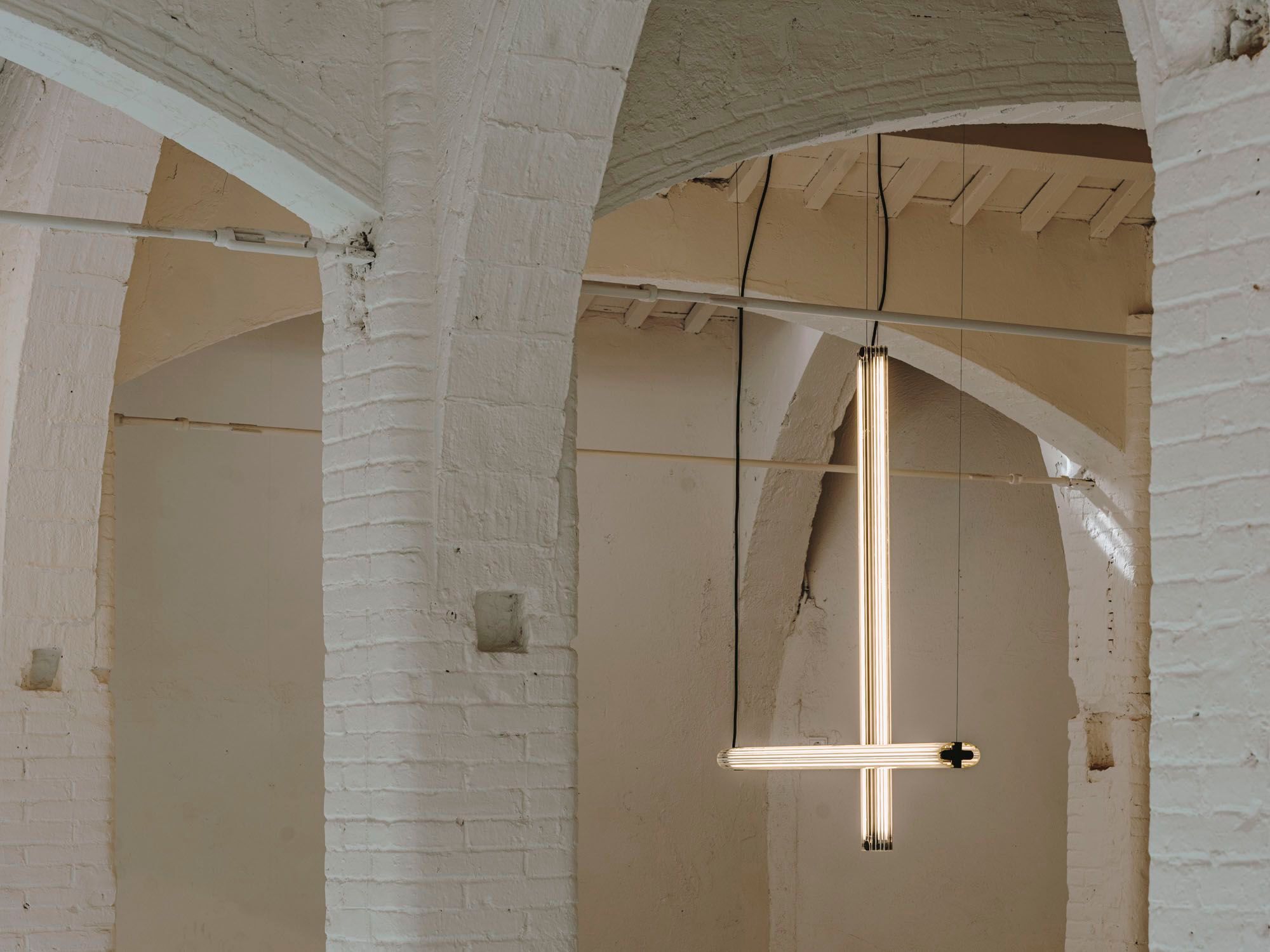 Стеклянный светодиодный подвесной светильник PARACHILNA B15 ARCH-00110929 - Вид №8