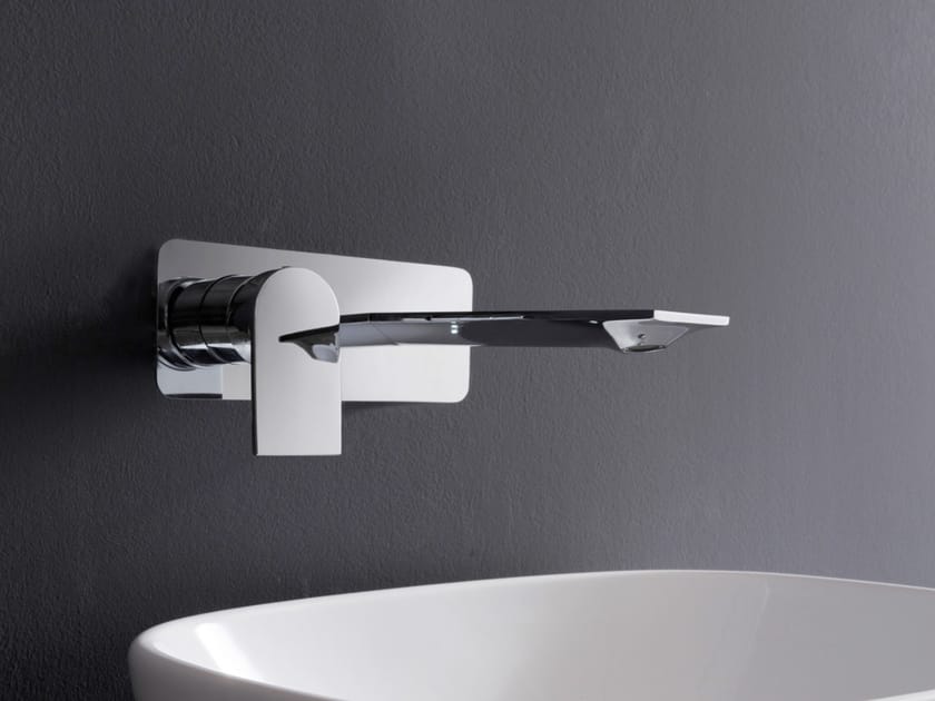 Латунный настенный смеситель для раковины с пластиной Rubinetterie Treemme Ran ARCH-00144975