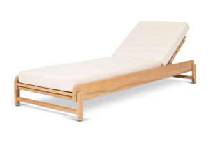 Садовая кровать из тикового дерева с подушками Sunbrella