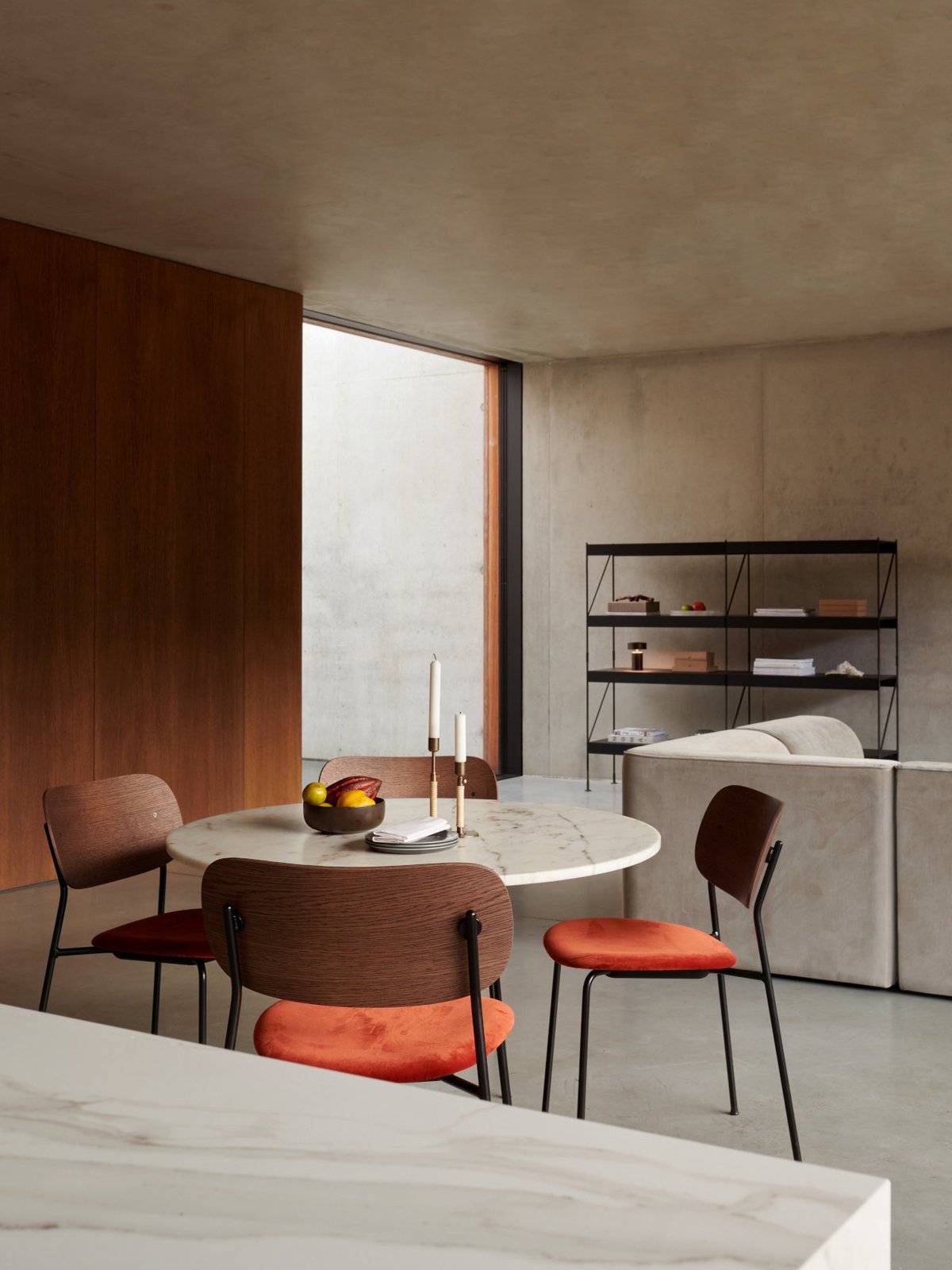 9331139 MENU Стол-колонна Harbour, круглый со звездообразным основанием Прилавок  - Вид №22