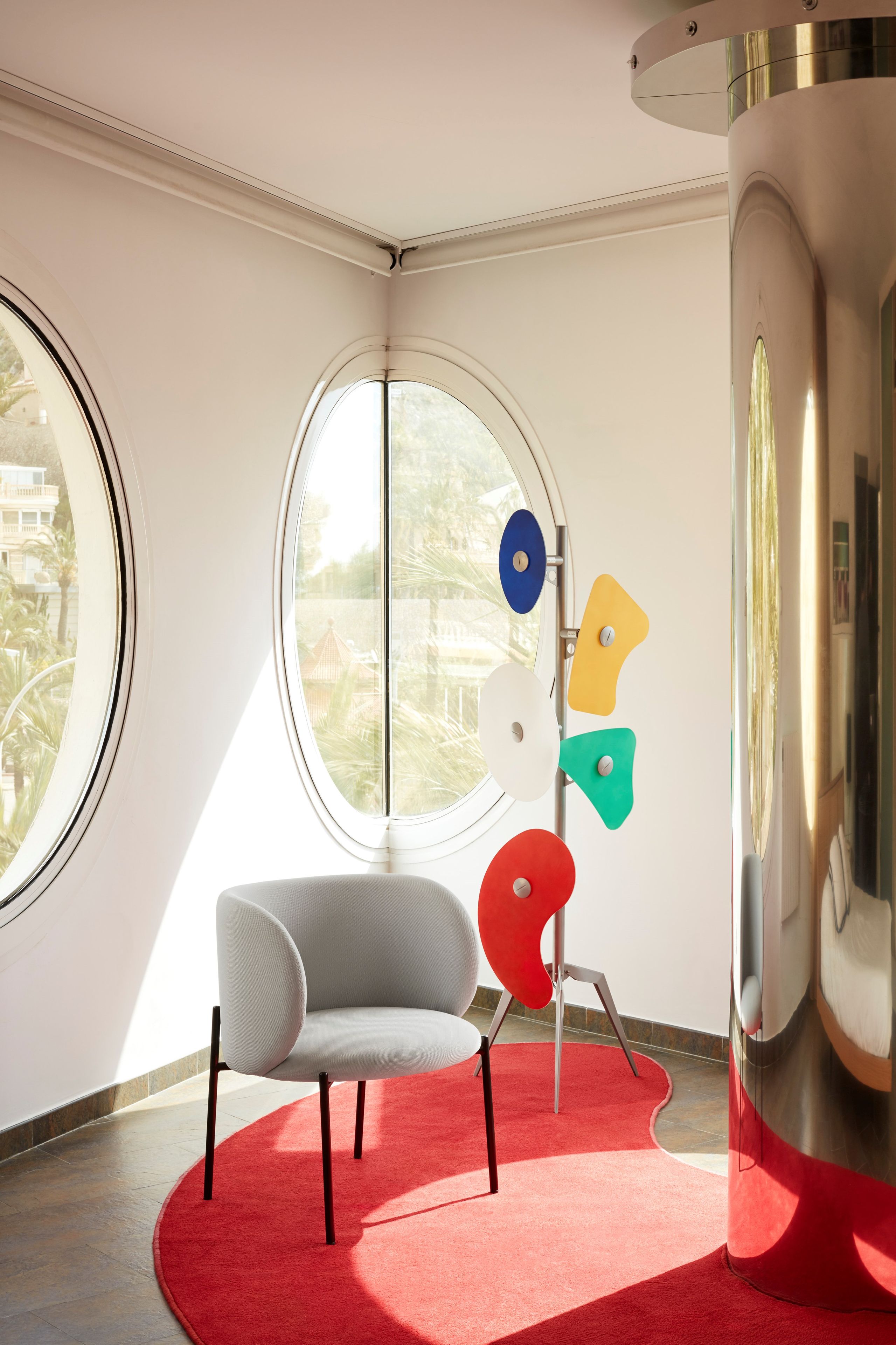 Полиэфирное кресло с подлокотниками TEULAT Mogi ARCH-00040113 - Вид №15