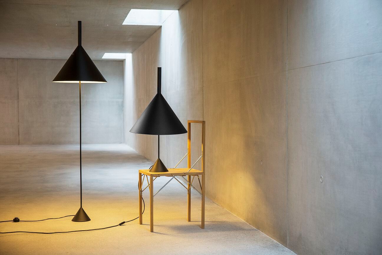 Регулируемая металлическая настольная лампа Vertigo Bird воронка ARCH-00114797 - Вид №5