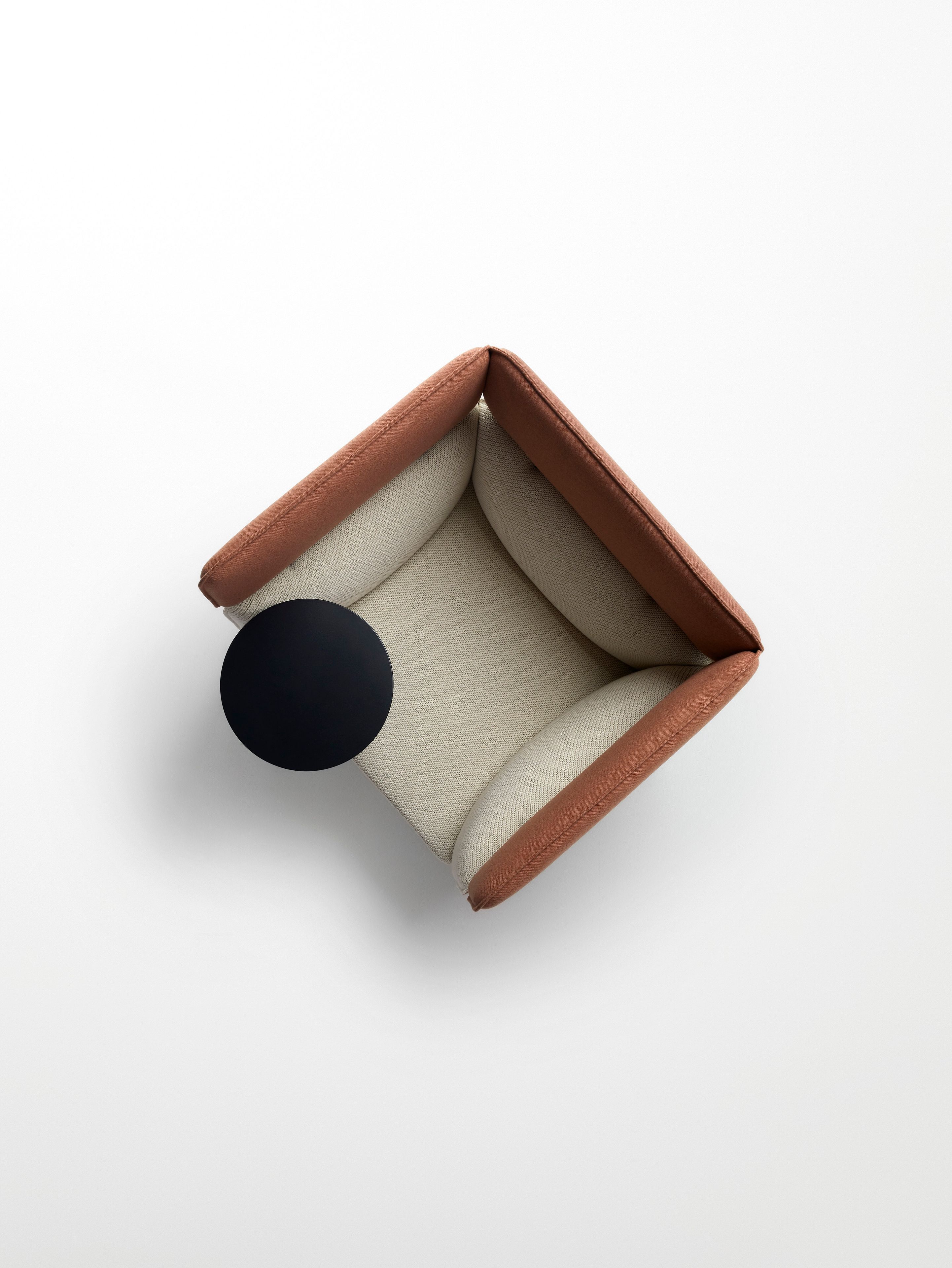 Круглый журнальный столик из МДФ Ross Gardam Adapt ARCH-00011637 - Вид №3