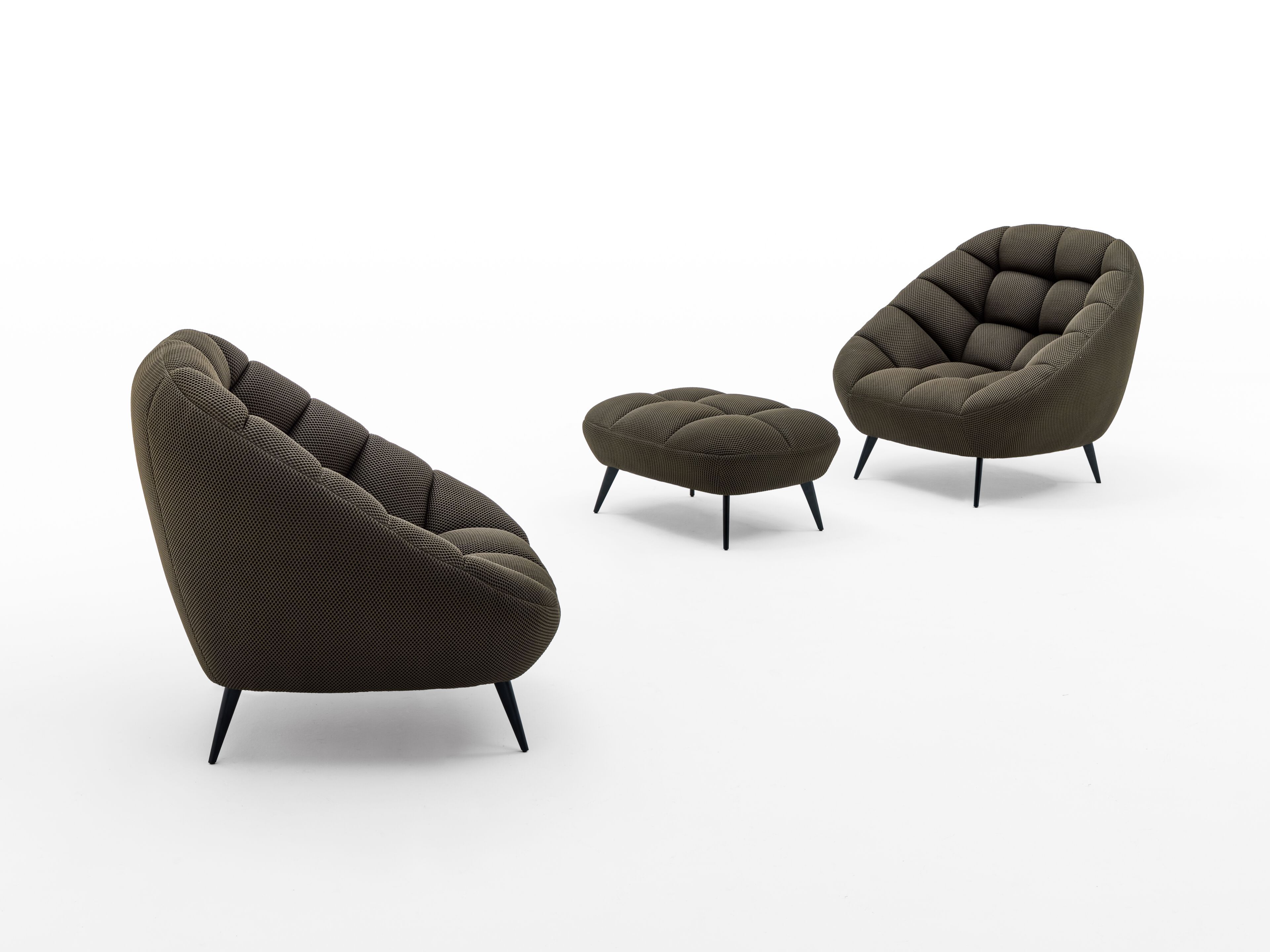 Кресло capitonné из ткани AERRE ITALIA Diamant ARCH-00071400