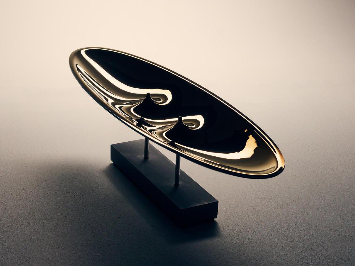 Стеклянная скульптура с титановым покрытием с металлическим основанием an&angel GLASS SCULPTURE ARCH-00117515