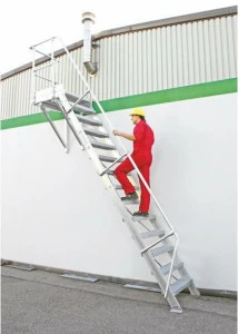SVELT Открытая лестница из экструдированного алюминия для улицы