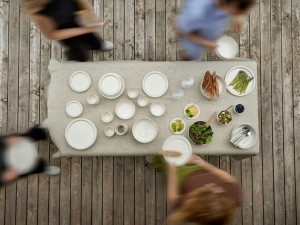 Фарфоровая круглая сервировочная тарелка