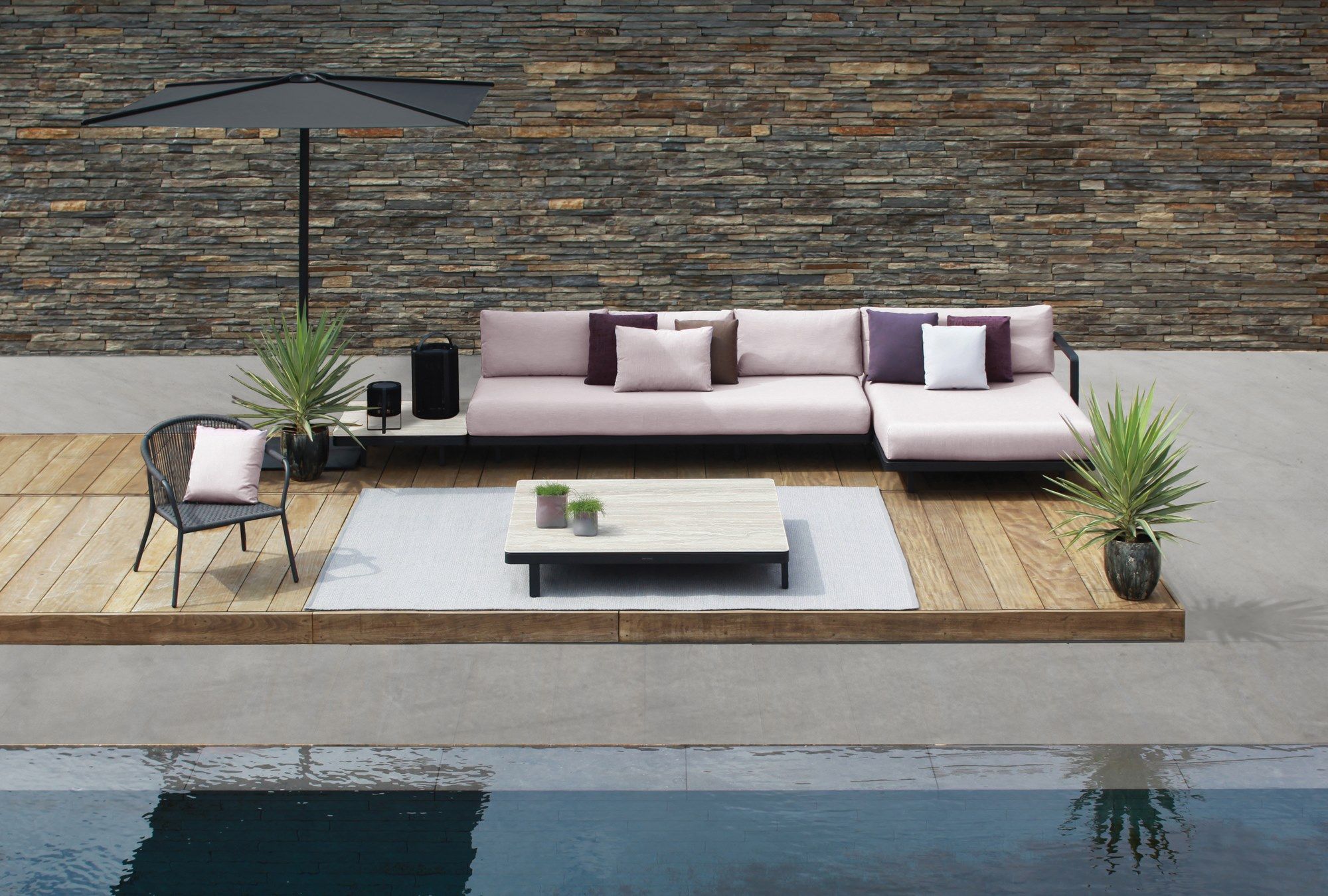 Алюминиевый квадратный низкий садовый столик с порошковым покрытием Royal Botania Alura Lounge ARCH-00012338