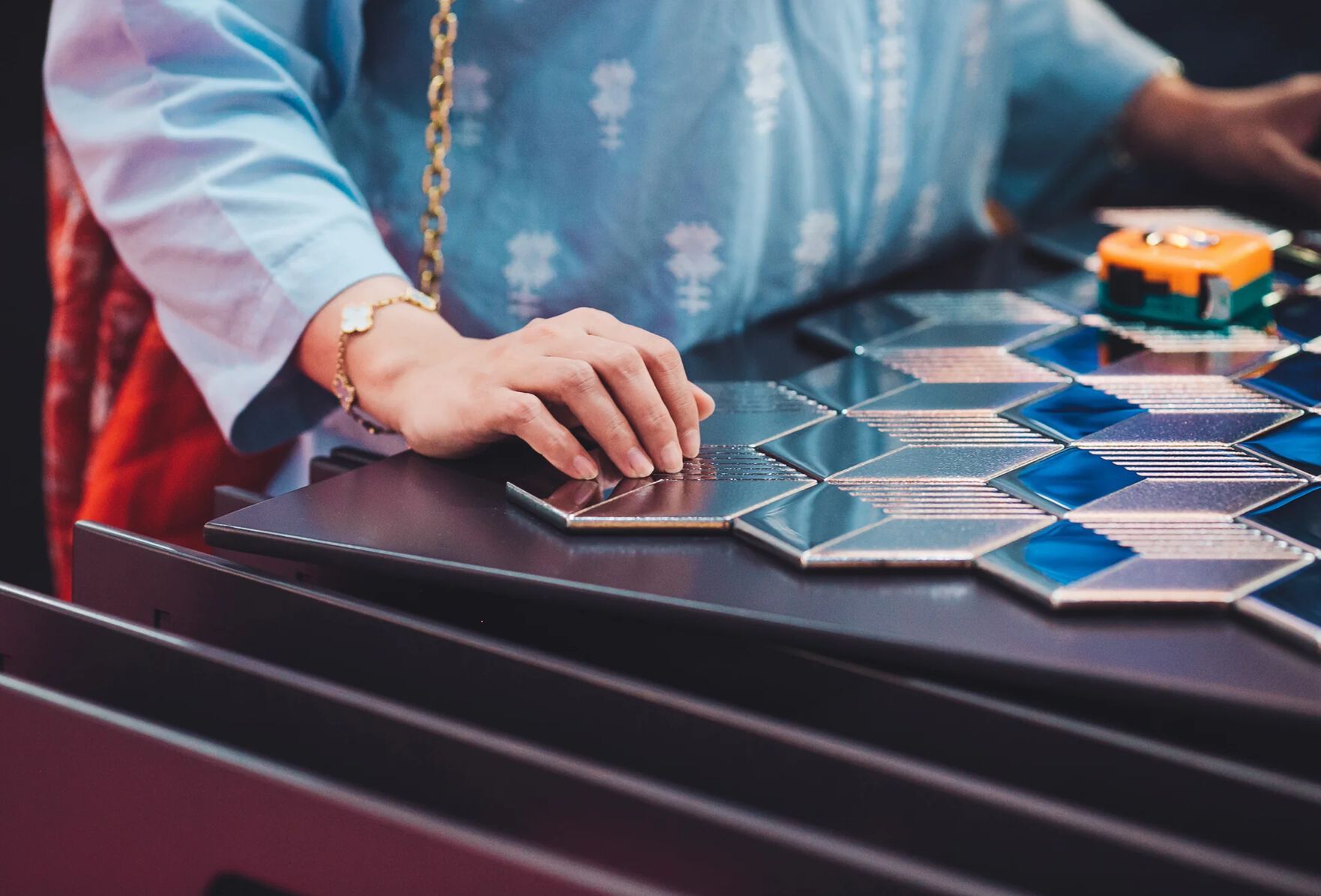 Декоративная стеклянная панель PlusObject HEXAGON ARCH-00143798 - Вид №3