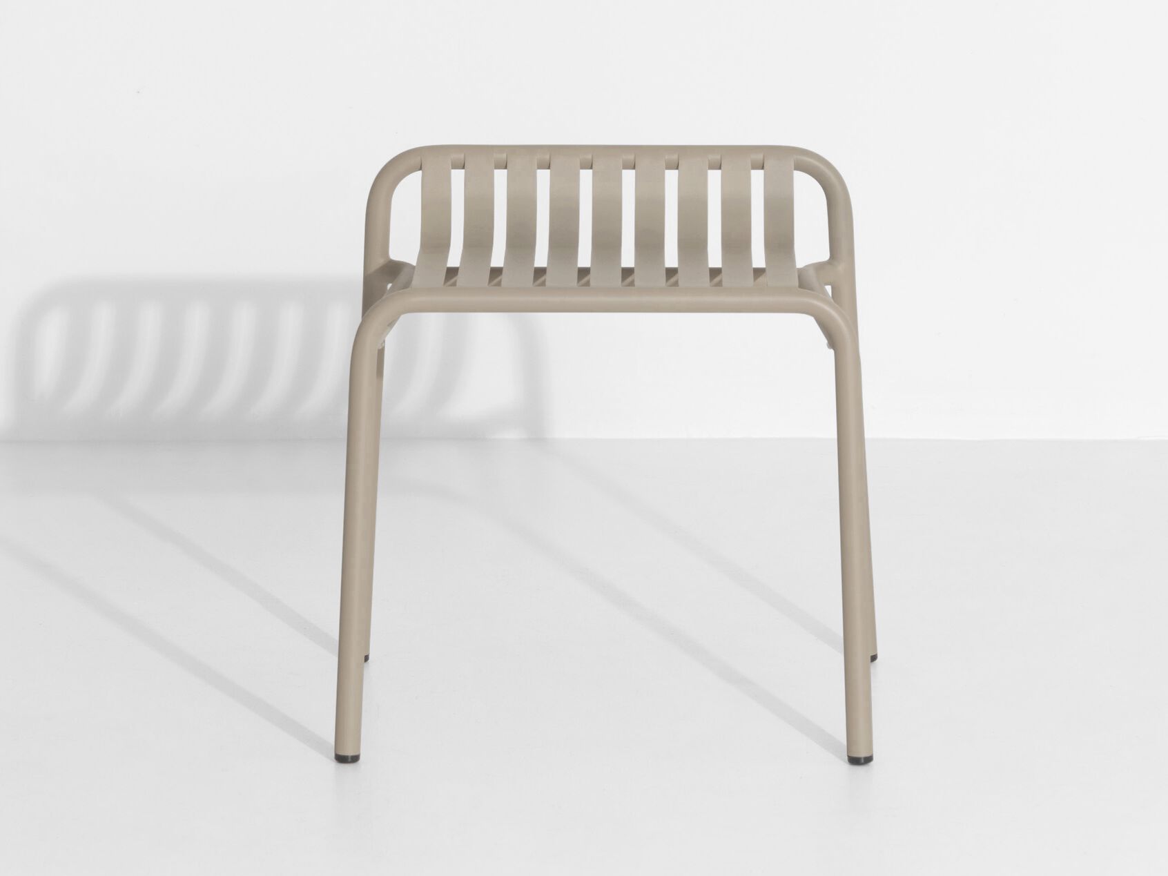 Алюминиевый низкий садовый стул с порошковым покрытием Petite Friture выходные ARCH-00129511 - Вид №16