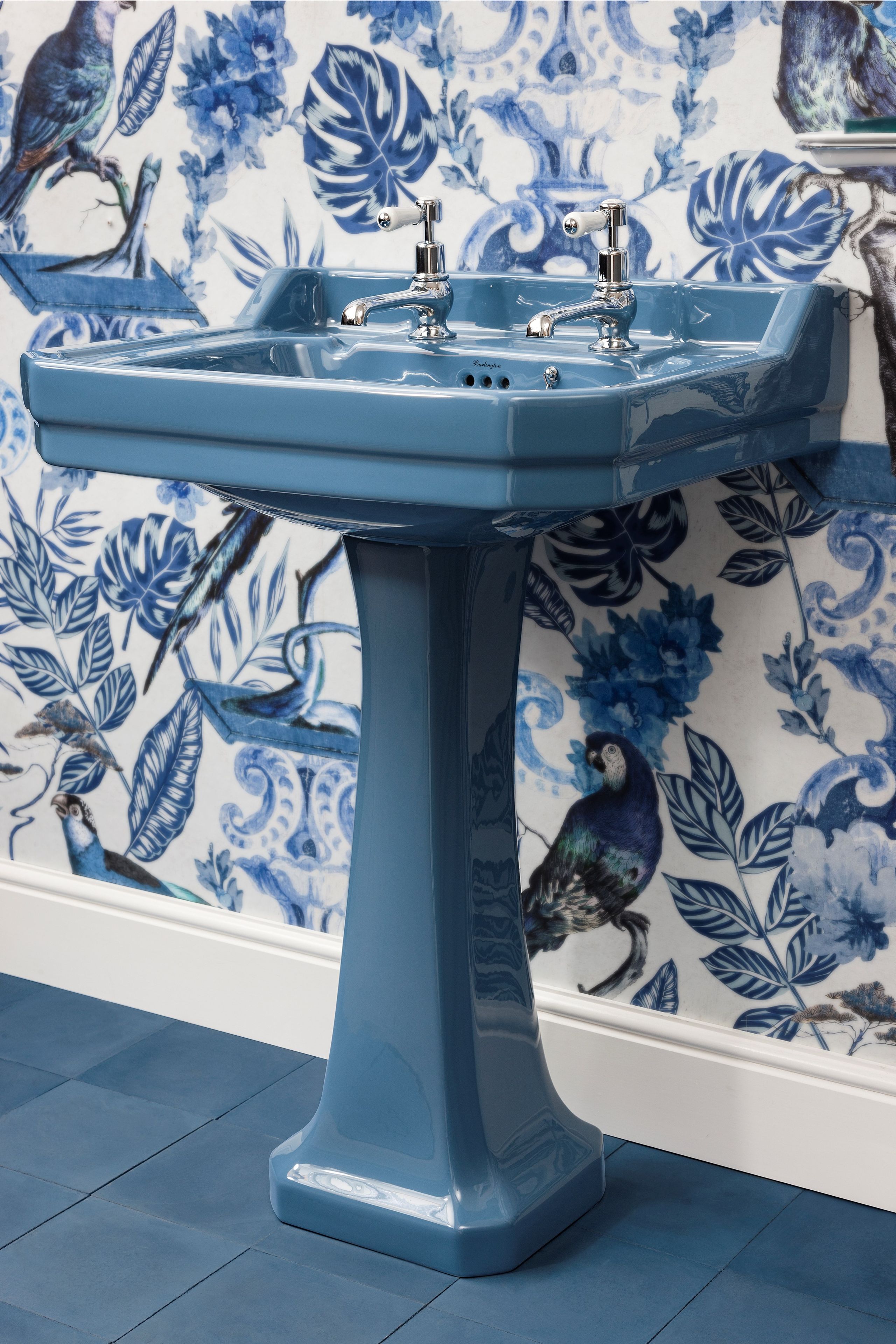 Прямоугольный умывальник из стекла на колонне Burlington На заказ ARCH-00055802 - Вид №1