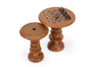 Круглый шахматный стол из тикового дерева