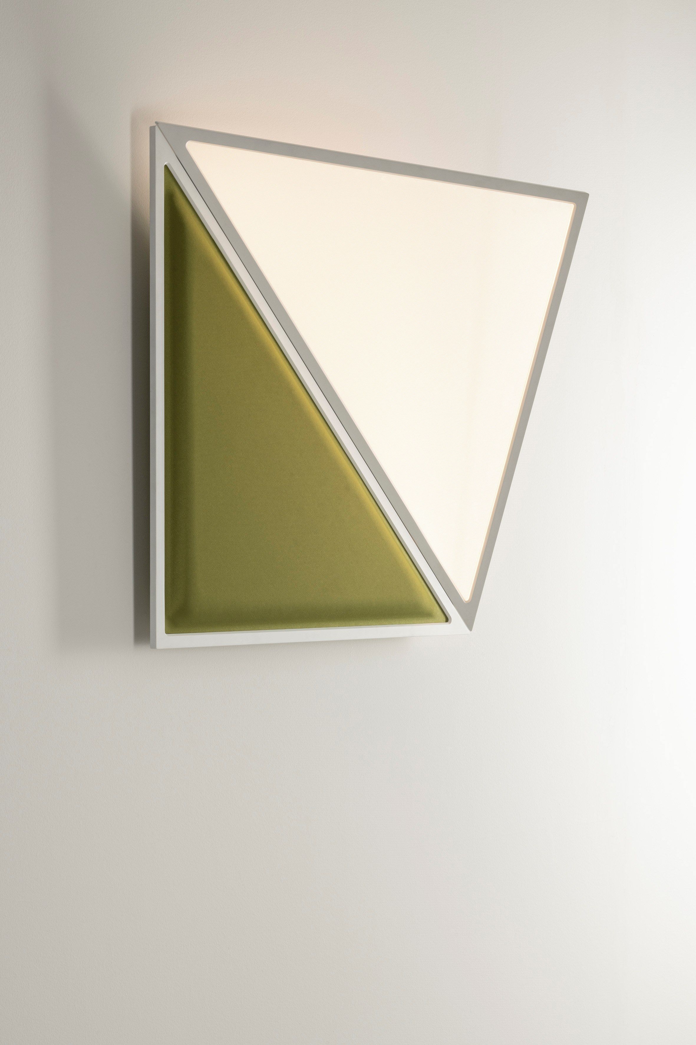 Регулируемый настенный светильник из переработанного ПЭТ Artemide Flexia ARCH-00009865 - Вид №2