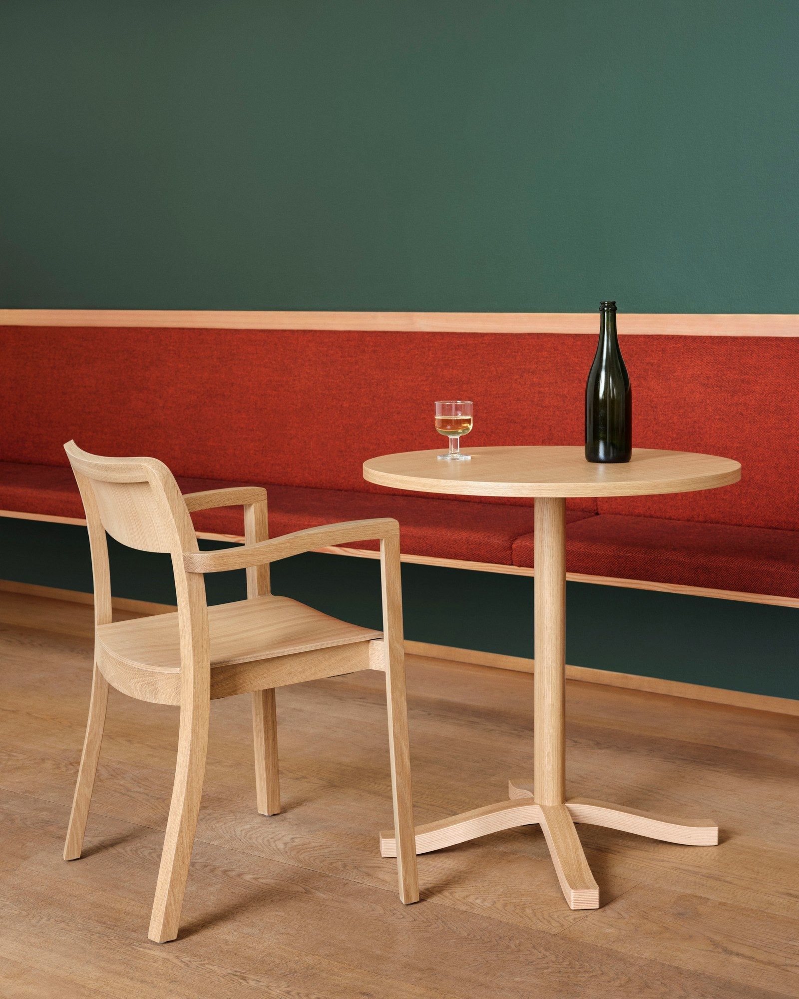 Деревянный штабелируемый стул с подлокотниками Hay Pastis ARCH-00080530 - Вид №24