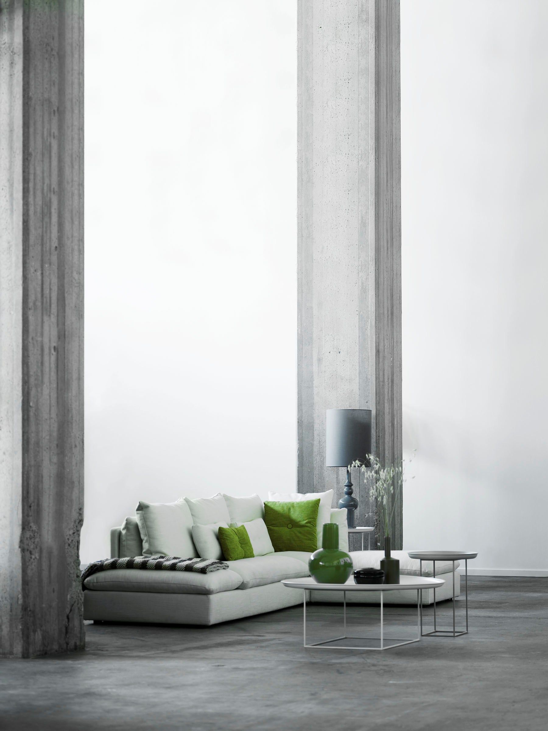 Круглый металлический журнальный столик с подносом In Stock Norr 11 ARCH-00090506