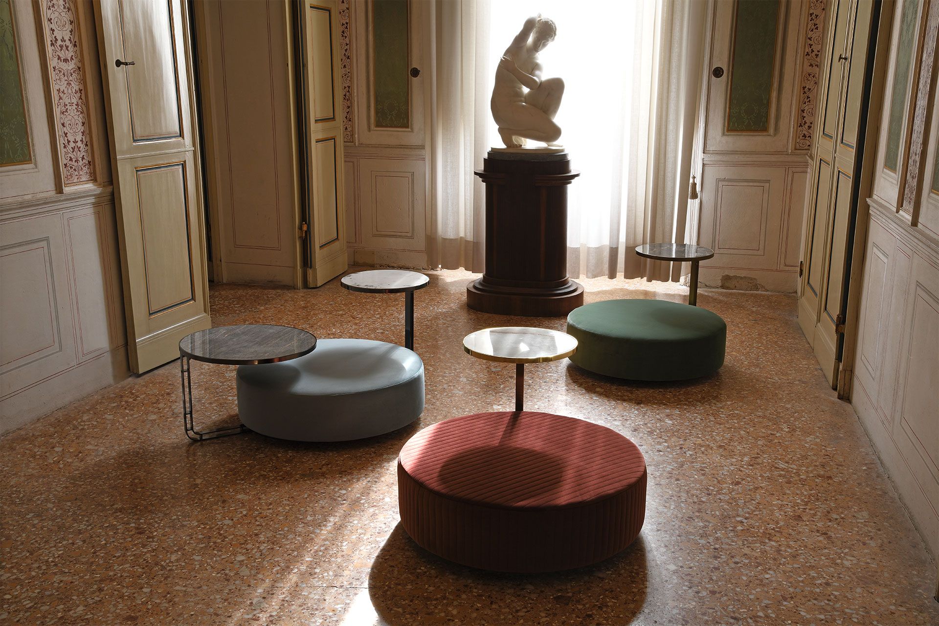 Круглый пуф из ткани Domingo Salotti Febe ARCH-00099951 - Вид №7