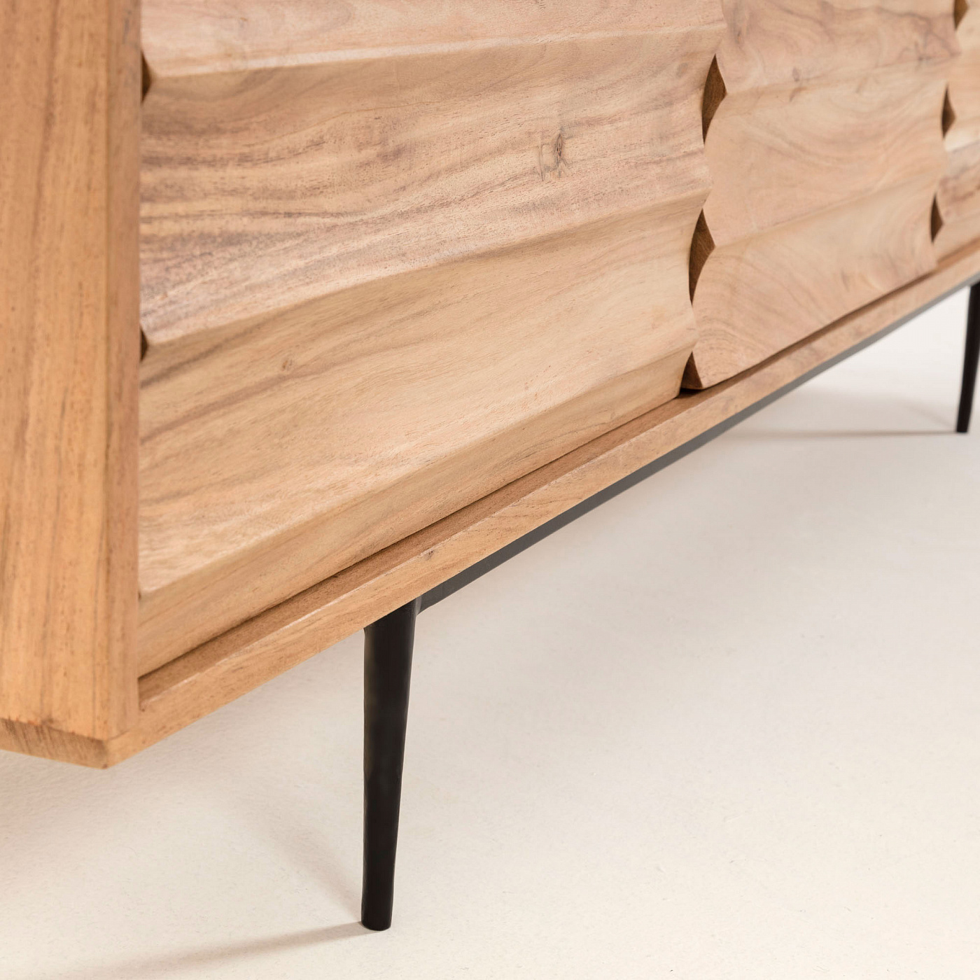 071795 Тумба под ТВ 147x50 акация La Forma Delsie  - Вид №4