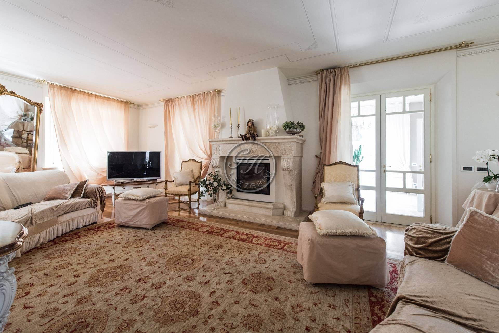 Закрытый камин из натурального камня GH LAZZERINI Caminetto 10 ARCH-00057769 - Вид №1