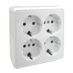 Розетка LK STANDARD 4-ая, с заземлением со шторками, белая