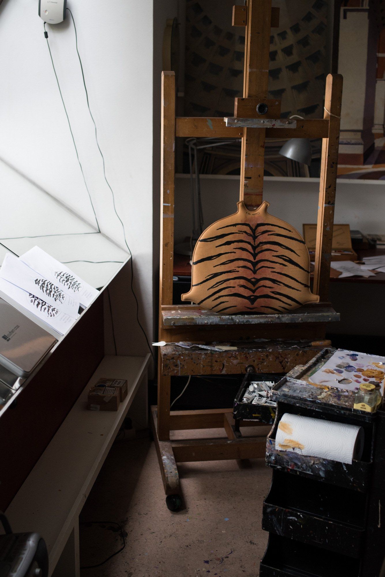 Стул из ясеня с подлокотниками и встроенной подушкой BD Barcelona Гаулино ARCH-00065731 - Вид №14