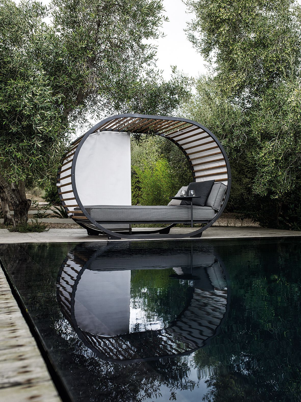 Ткань и алюминиевая Садовая кровать с навесом Gloster ARCH-00112758 - Вид №2