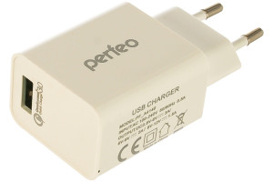 16088597 Сетевое зарядное устройство с разъемом USB QC3.0 белый FAST PF_A4140 30 011 220 Perfeo