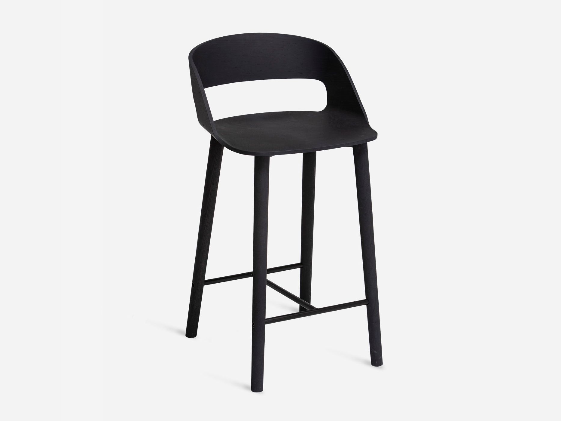 Высокий стул из ясеня с подставкой для ног Vergés Goose ARCH-00139189