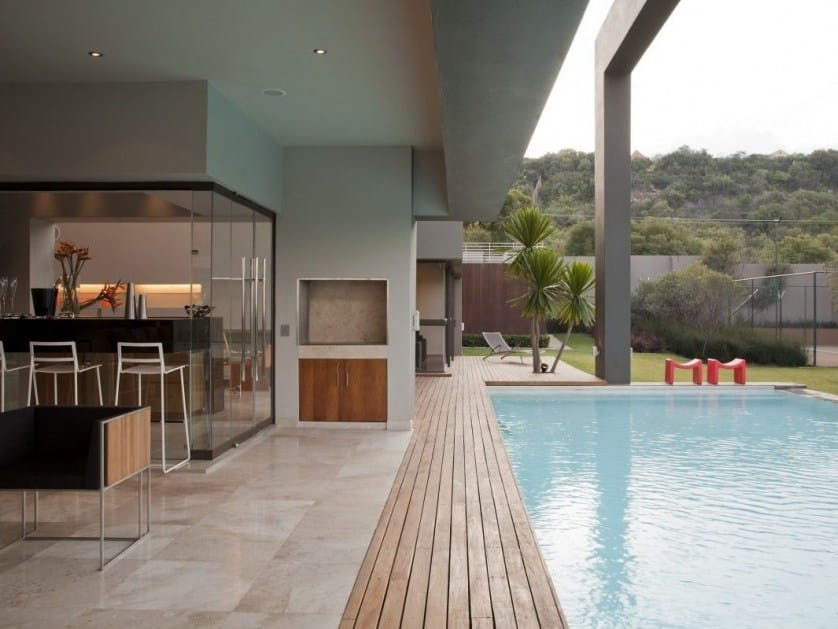 Низкий стул из полиэтилена Marzais Créations ARCH-00026757 - Вид №1