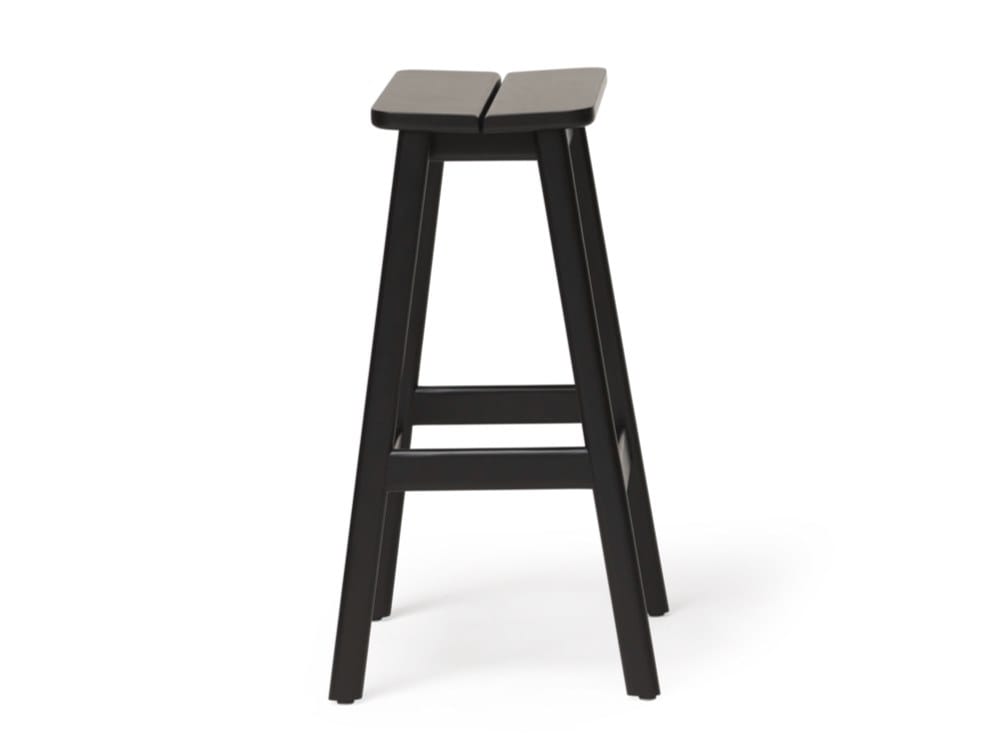 Высокий стул из бука с подставкой для ног Form & Refine Angle ARCH-00088526 - Вид №1