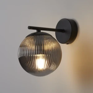 Бра Freya Aris — современный настенный светильник с дымчатым плафоном 89426764