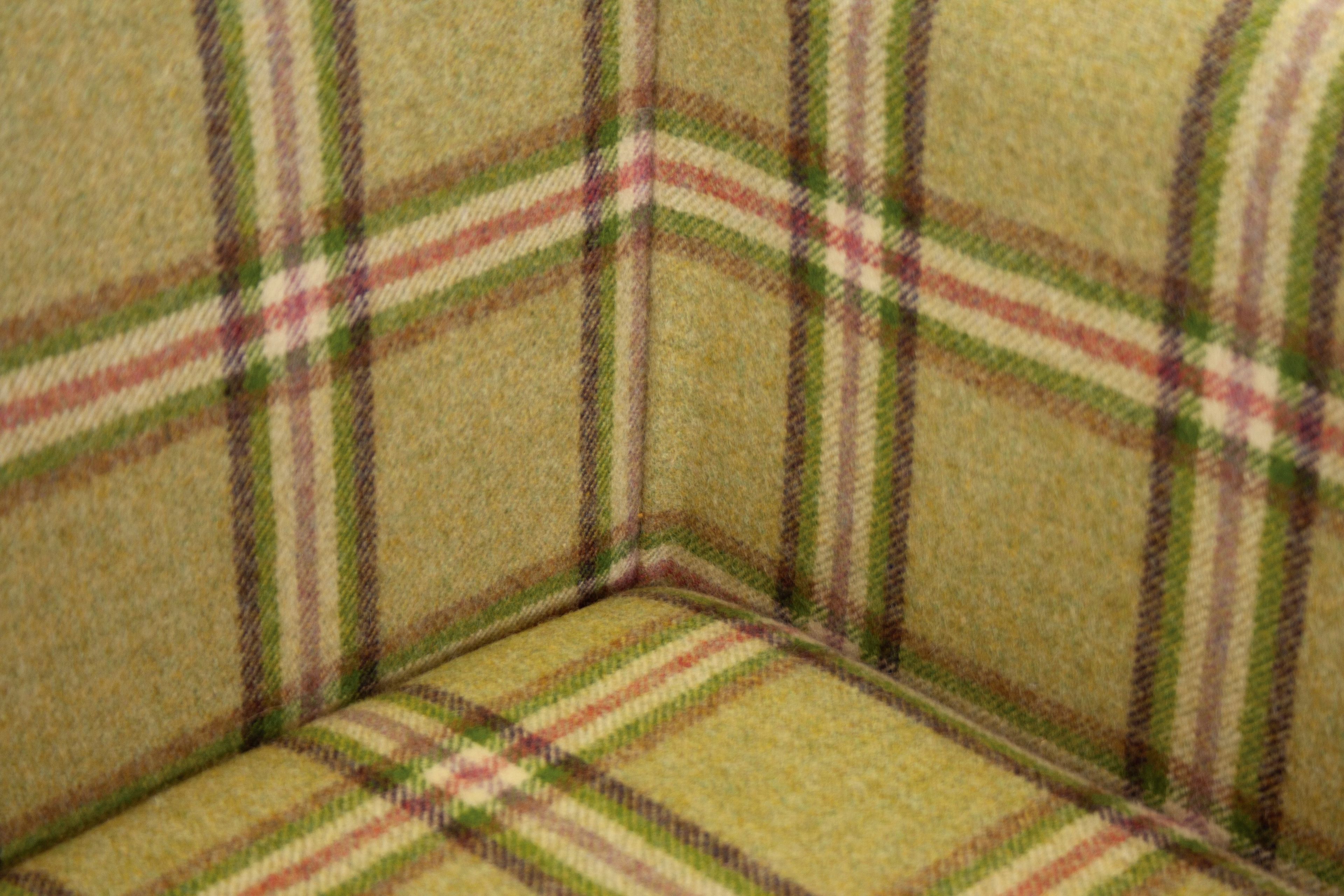 Мягкий тканевый стул с подлокотниками CREARTE COLLECTIONS Oga ARCH-00056822 - Вид №10