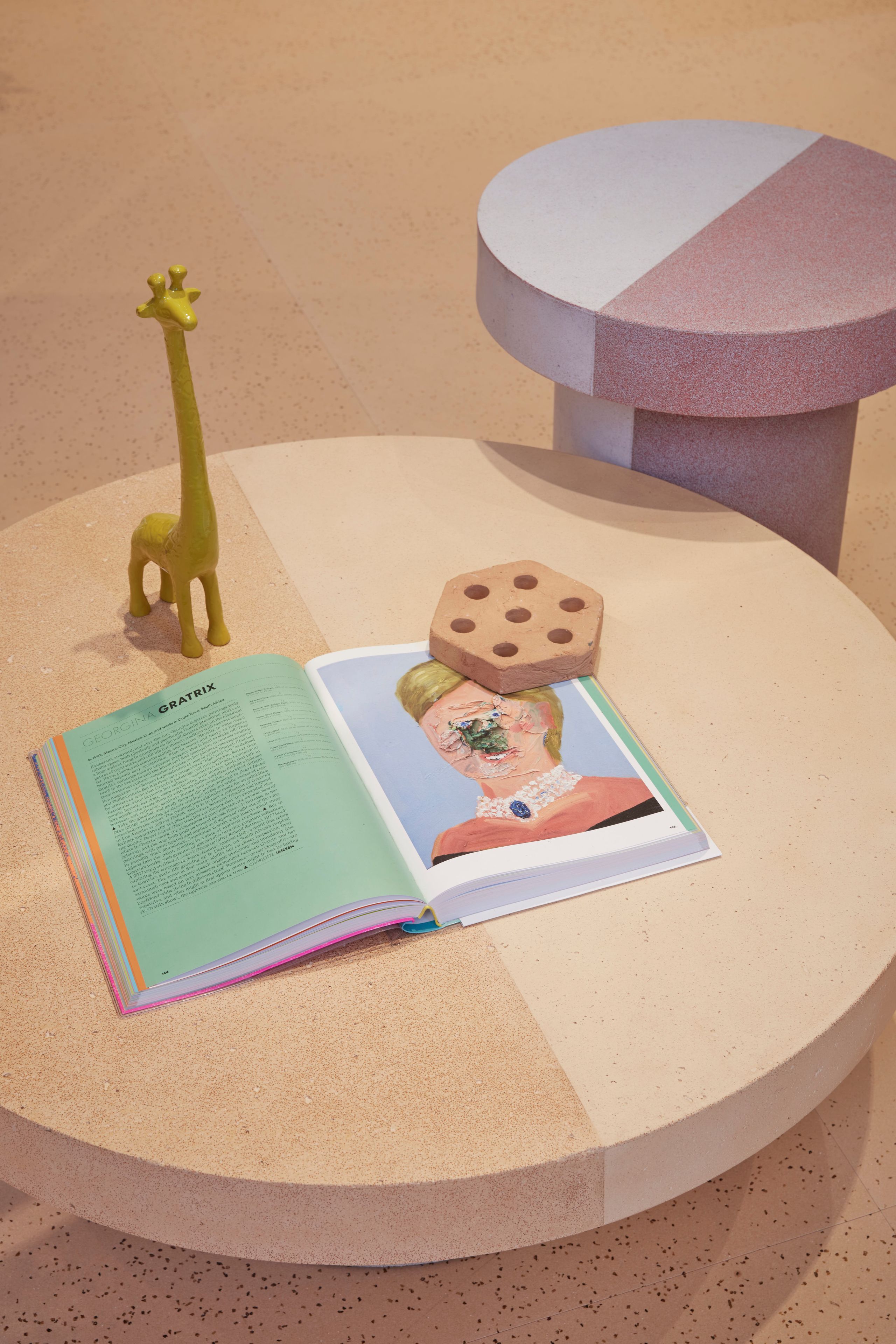 Круглый журнальный столик Cimento® Frari ARCH-00105989 - Вид №3