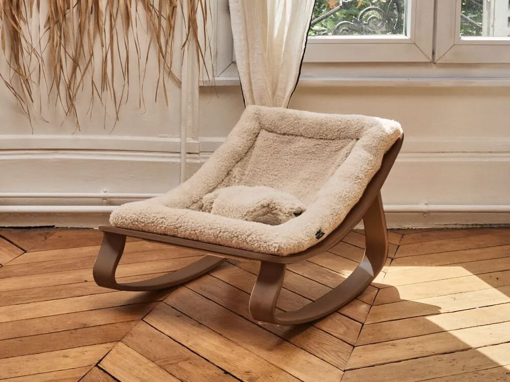 Кресло-качалка из грецкого ореха Charlie Crane лево ARCH-00143623