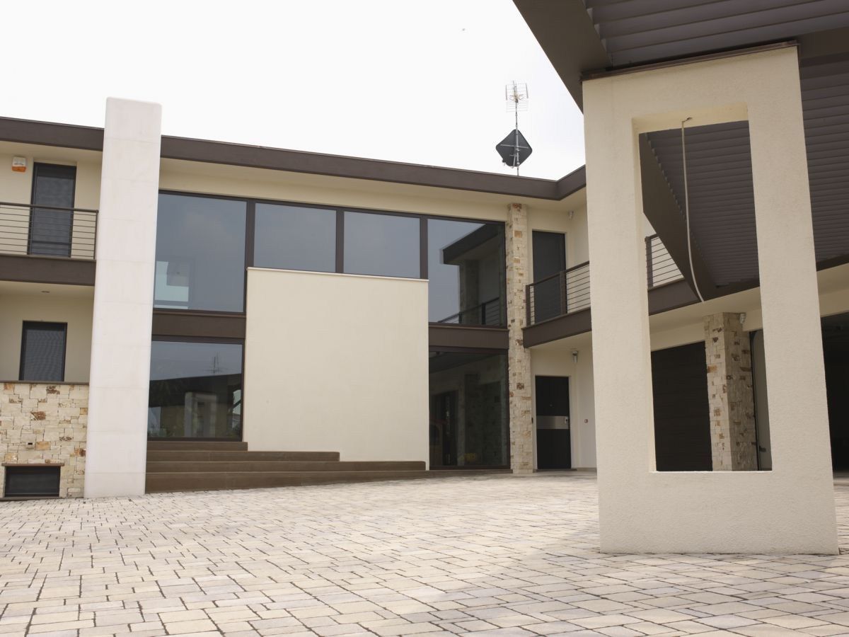 Раздвижные деревянные и стеклянные двери-окна с тройным остеклением Carminati Vitrum System ARCH-00099188 - Вид №2