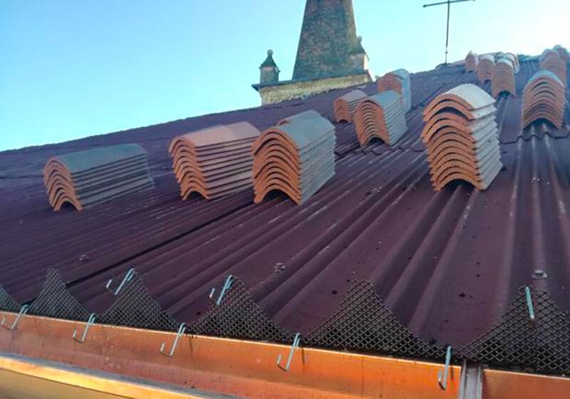 Предварительно окрашенная металлическая решетка для крепления шпилек вдоль линии карнизов ONDULINE ITALIA GRIGLIA PARAPASSERI METALLICA ARCH-00039574 - Вид №3