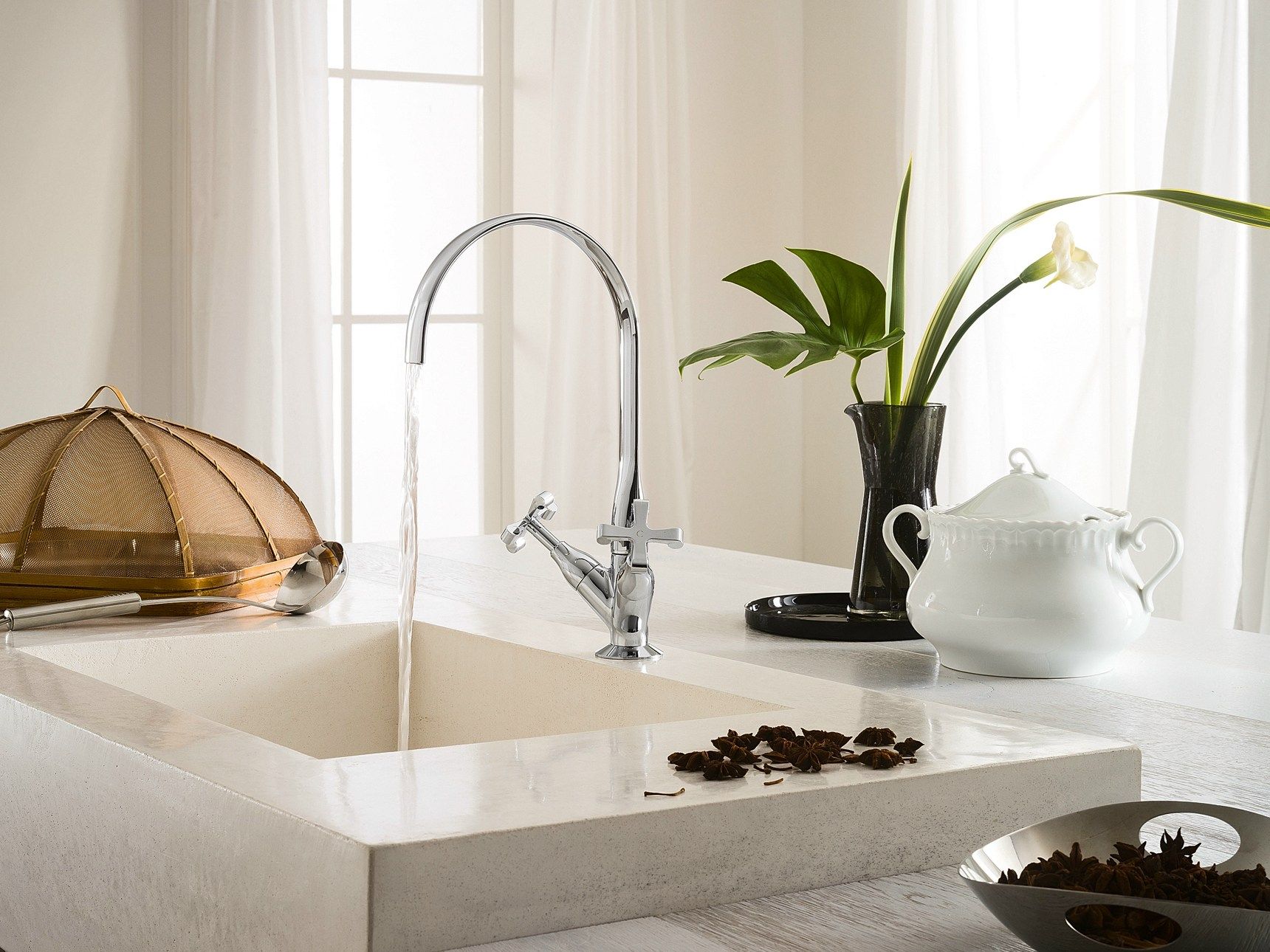 Смеситель для кухни с поворотным изливом Nobili Carlos Primero ARCH-00148105 - Вид №1