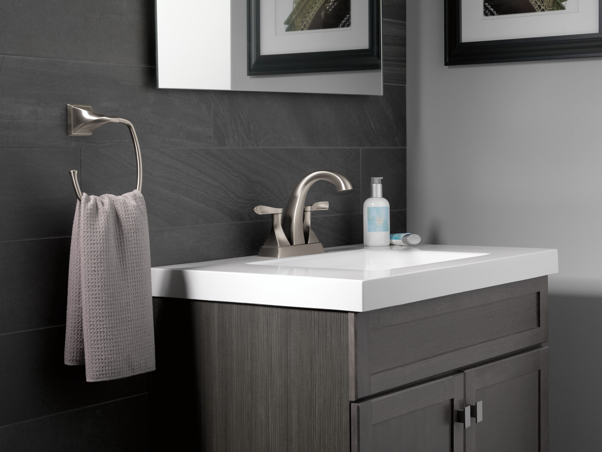 25741LF-SP Смеситель для ванной комнаты с двумя ручками Delta Faucet Everly Матовый никель Spotshield  - Вид №1