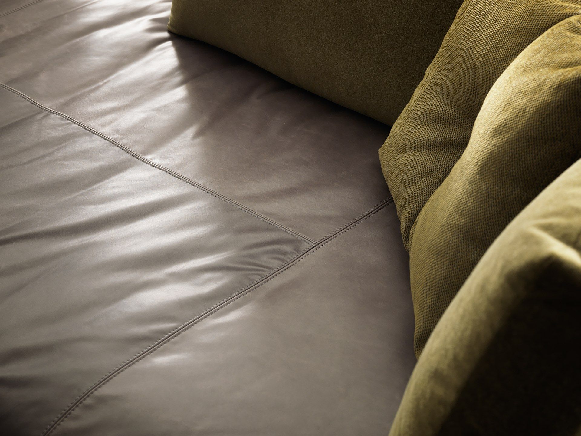 Угловой секционный диван из кожи и ткани VALENTINI камень ARCH-00108072 - Вид №5